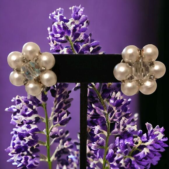 AB Crystal Cluster Earrings Bead JAPAN Faux Pearl Clip-On MCM Aurora Borealis. - Picture 15 of 16